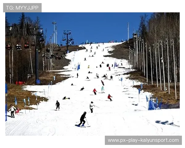 央媒看吉林｜吉林长白山滑雪场开板新雪季启幕，长白山滑雪场什么时候开放