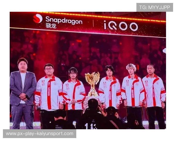 KPL总决赛高地强开五人团战定胜负