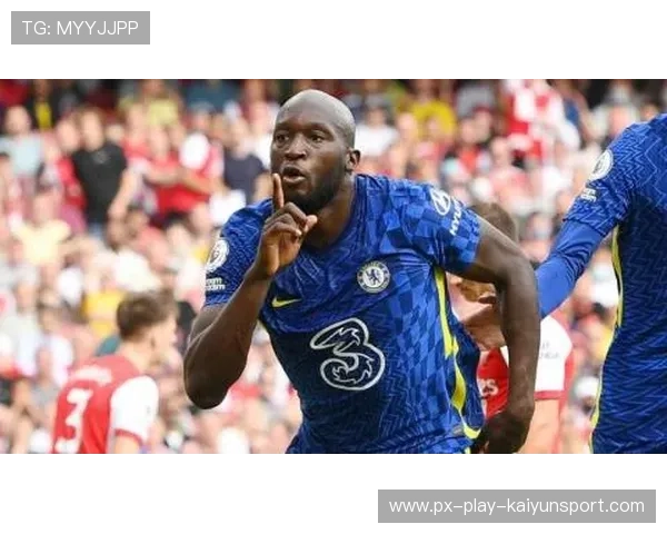 国米卢卡库后点补射再次震撼球迷心弦